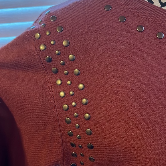 Long Sleeve Women’s sweater - Picture 3 of 3